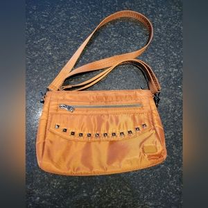 LUG Pacer 2 purse
